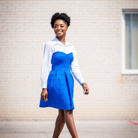 Elegant Blue Women's Dress - Picture 1 of 3